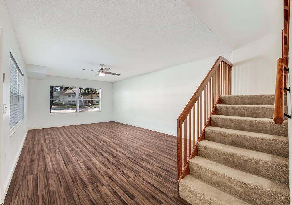 7 Amherst Court, Unit Apt A, Royal Palm Beach, FL 33411 Photo