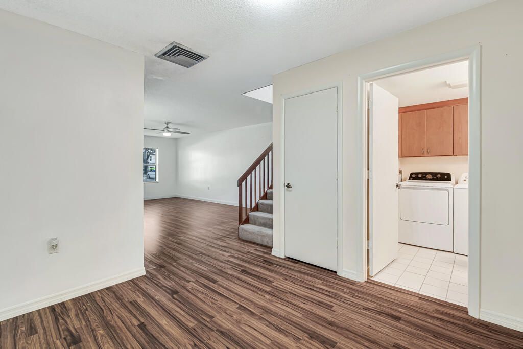7 Amherst Court, Unit Apt A, Royal Palm Beach, FL 33411 Photo