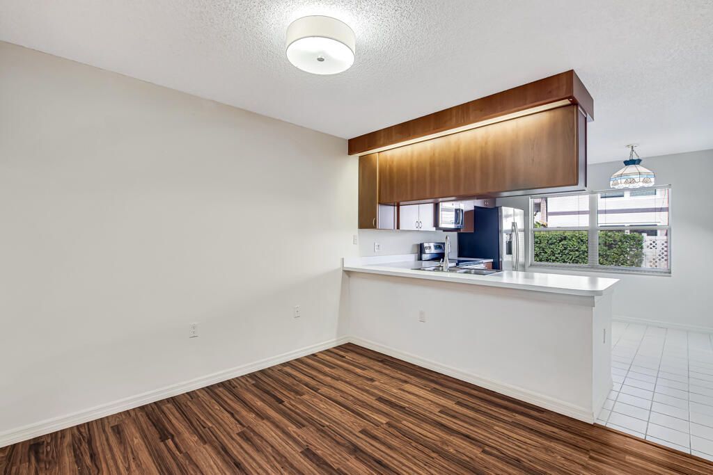 7 Amherst Court, Unit Apt A, Royal Palm Beach, FL 33411 Photo