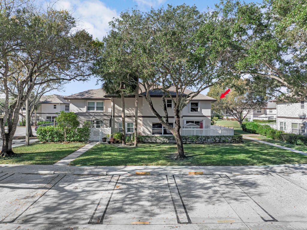 7 Amherst Court, Unit Apt A, Royal Palm Beach, FL 33411 Photo