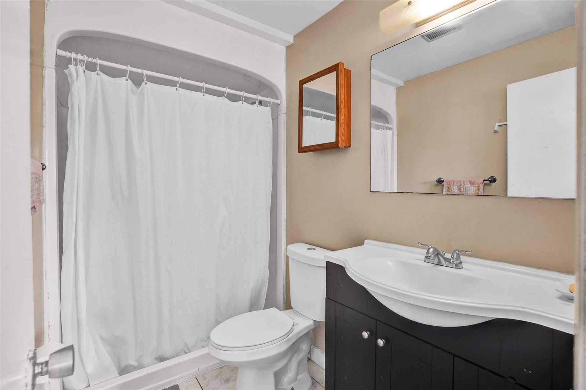 8081 NW 11th Street, Unit E, Margate, FL 33063 Photo