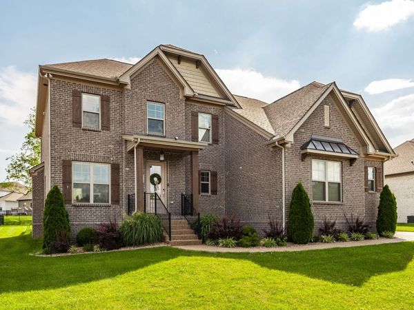 1055 Appaloosa Way, Gallatin, TN 37066