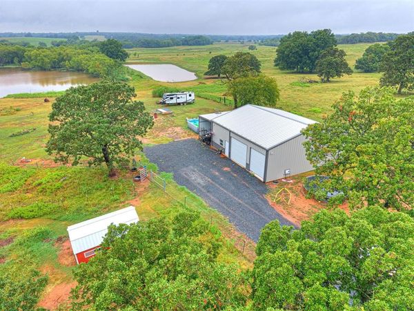 101515 S 3390 Road, Meeker, OK 74855