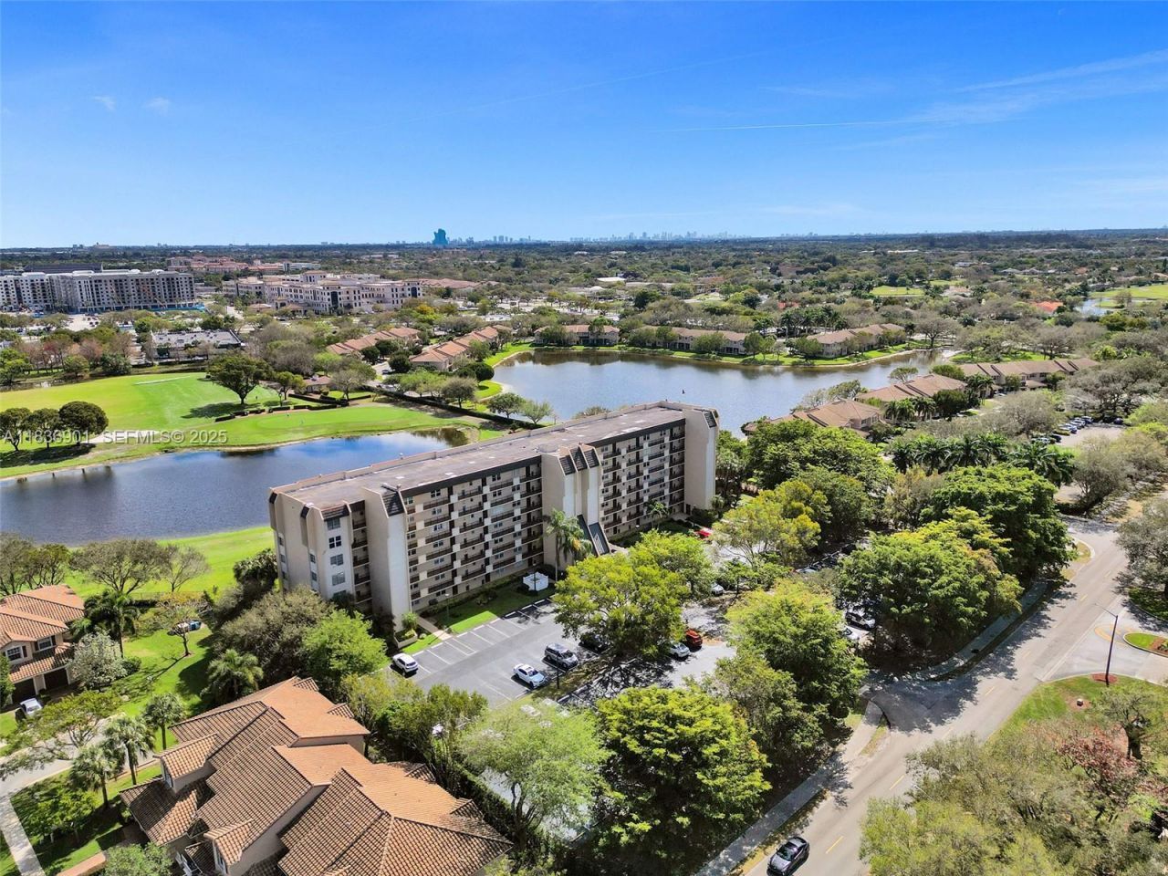 3300 W Rolling Hills Circle, Unit 708, Davie, FL 33328 Photo