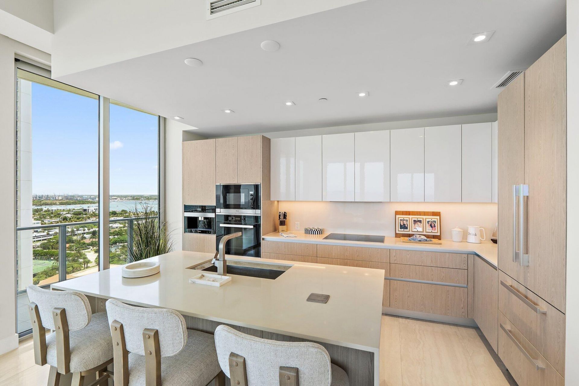 3100 N Ocean Drive, Unit H1804, Singer Island, FL 33404 Photo