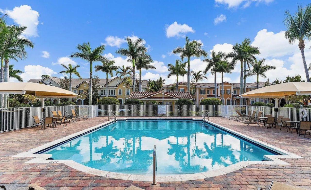 127 Arklow Avenue, Jupiter, FL 33458 Photo