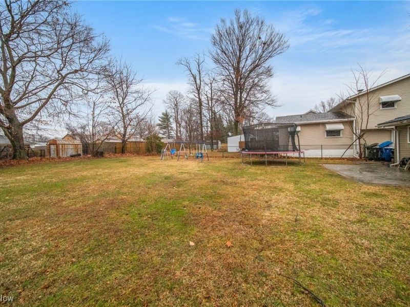 7505 Dahlia Drive, Mentor on the Lake, OH 44060 Photo 30