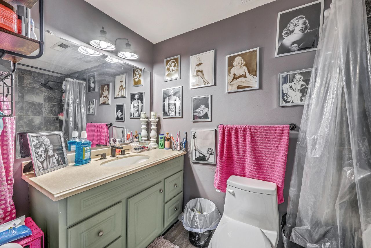 109 Coachman Lane Photo 22