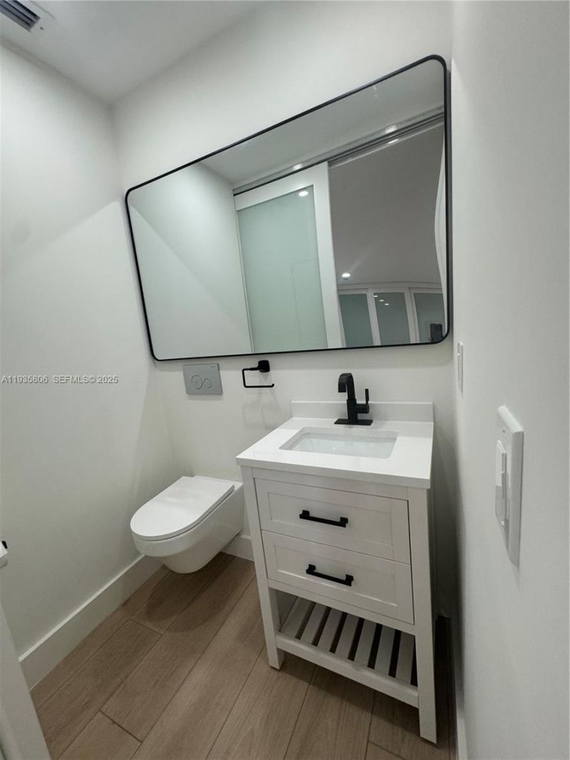 828 El Rado St, Coral Gables, FL 33134 Photo