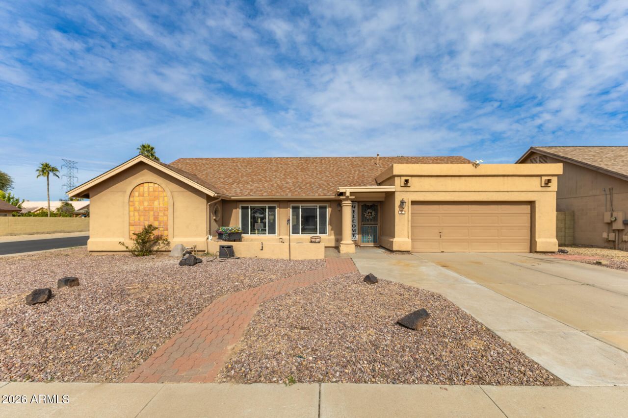 4154 W Questa Drive, Glendale, AZ 85310 Main Photo