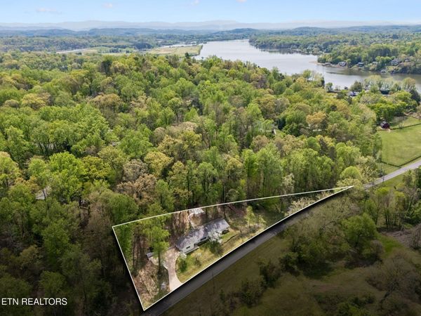 3524 Montlake Drive, Knoxville, TN 37920