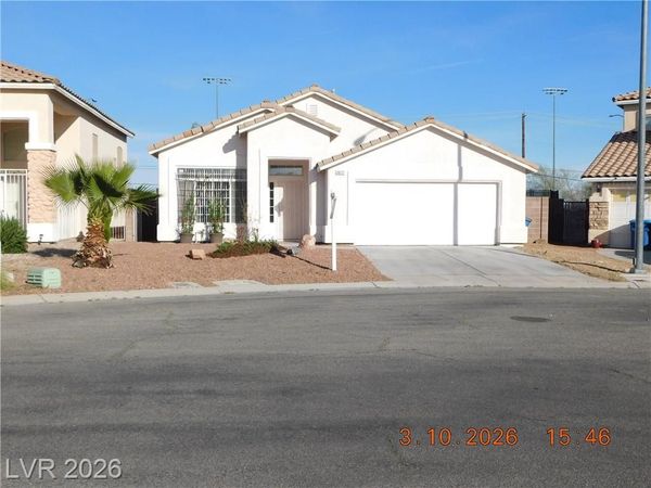3872 Crest Horn Drive, Las Vegas, NV 89147