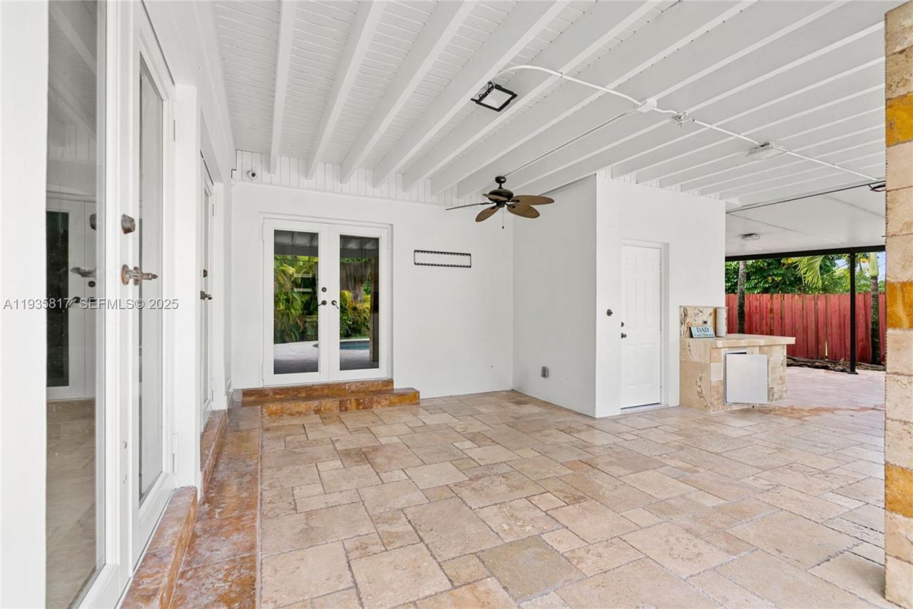 13611 SW 77th St, Miami, FL 33183 Photo