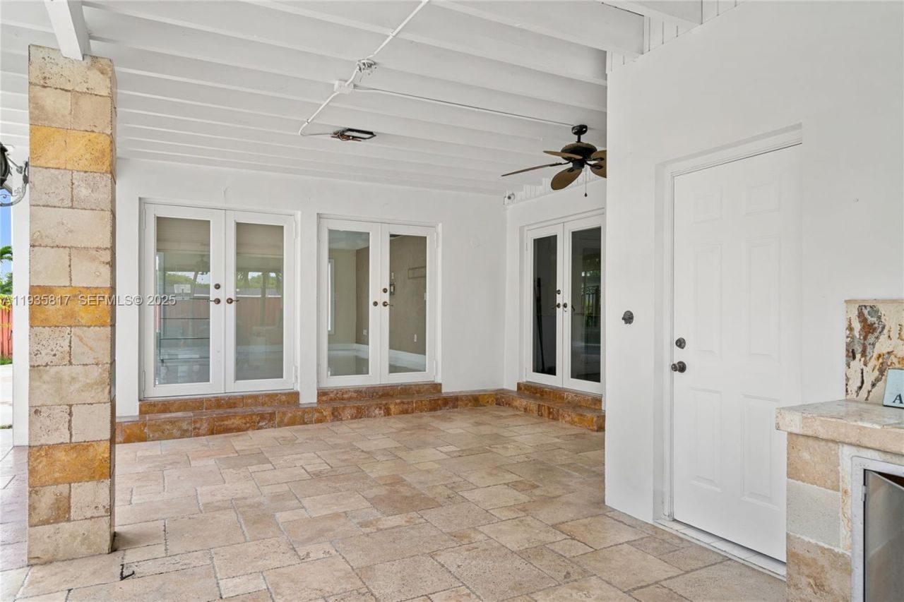 13611 SW 77th St, Miami, FL 33183 Photo