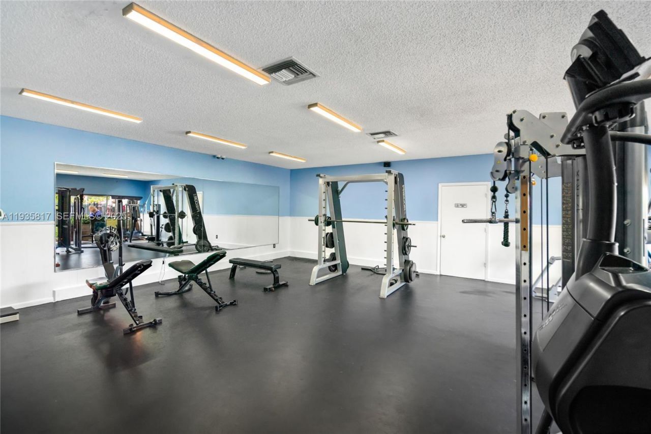 13611 SW 77th St, Miami, FL 33183 Photo