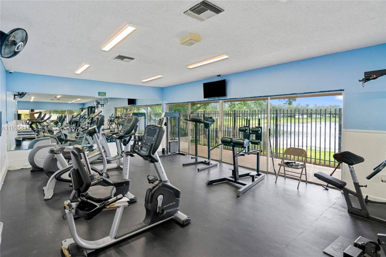 13611 SW 77th St, Miami, FL 33183 Photo