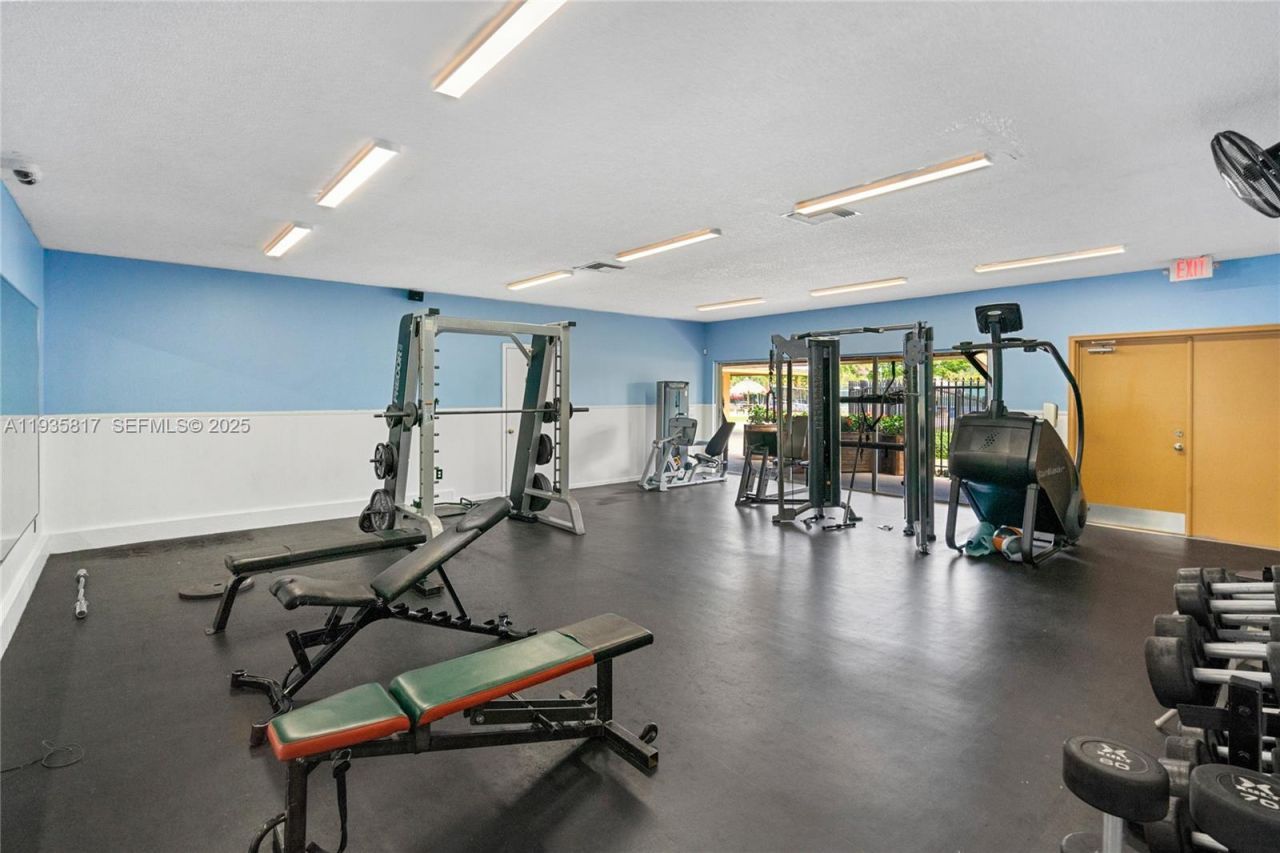 13611 SW 77th St, Miami, FL 33183 Photo