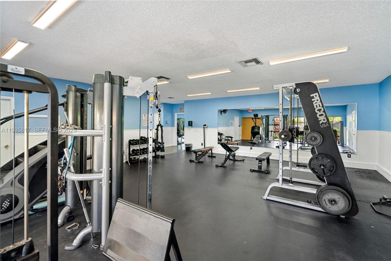 13611 SW 77th St, Miami, FL 33183 Photo