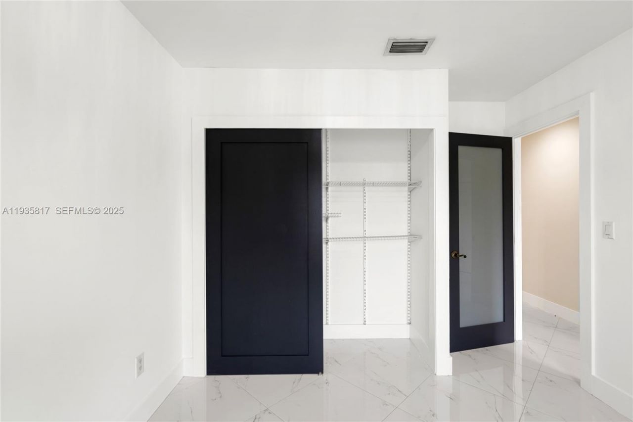 13611 SW 77th St, Miami, FL 33183 Photo