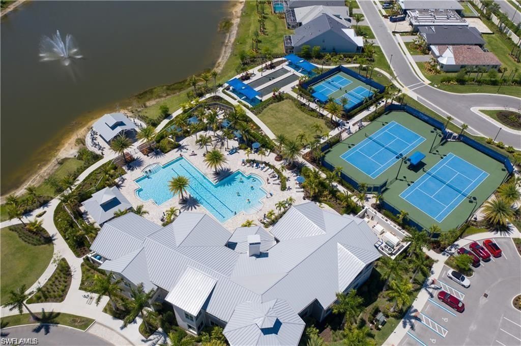 10594 Tidewater Key Blvd, Estero, FL 33928 Photo