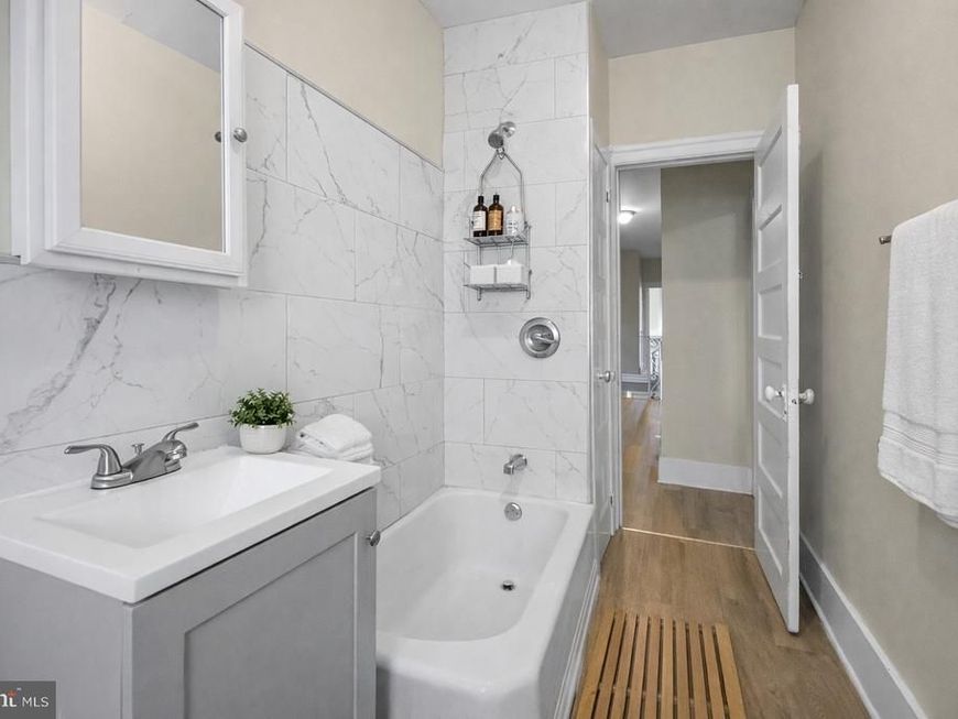 5723 Spruce St, Unit 2, Philadelphia, PA 19139 Main Photo