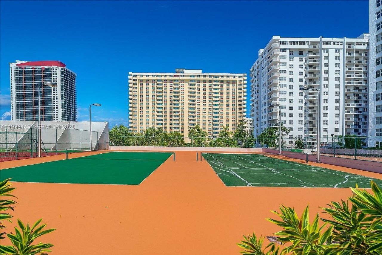 1865 S Ocean Dr , Unit 7B, Hallandale Beach, FL 33009 Photo