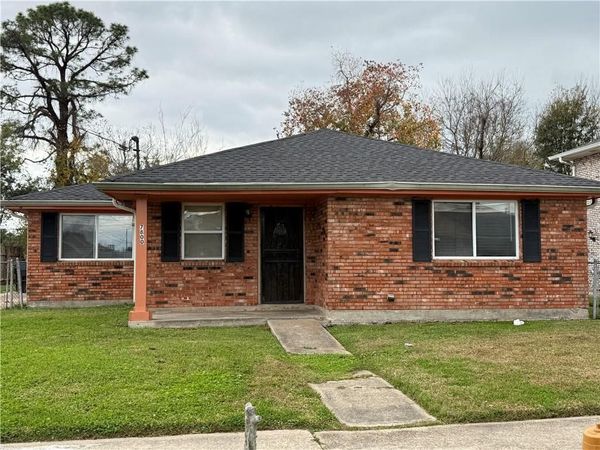 7800 TRAPIER Avenue, New Orleans, LA 70127