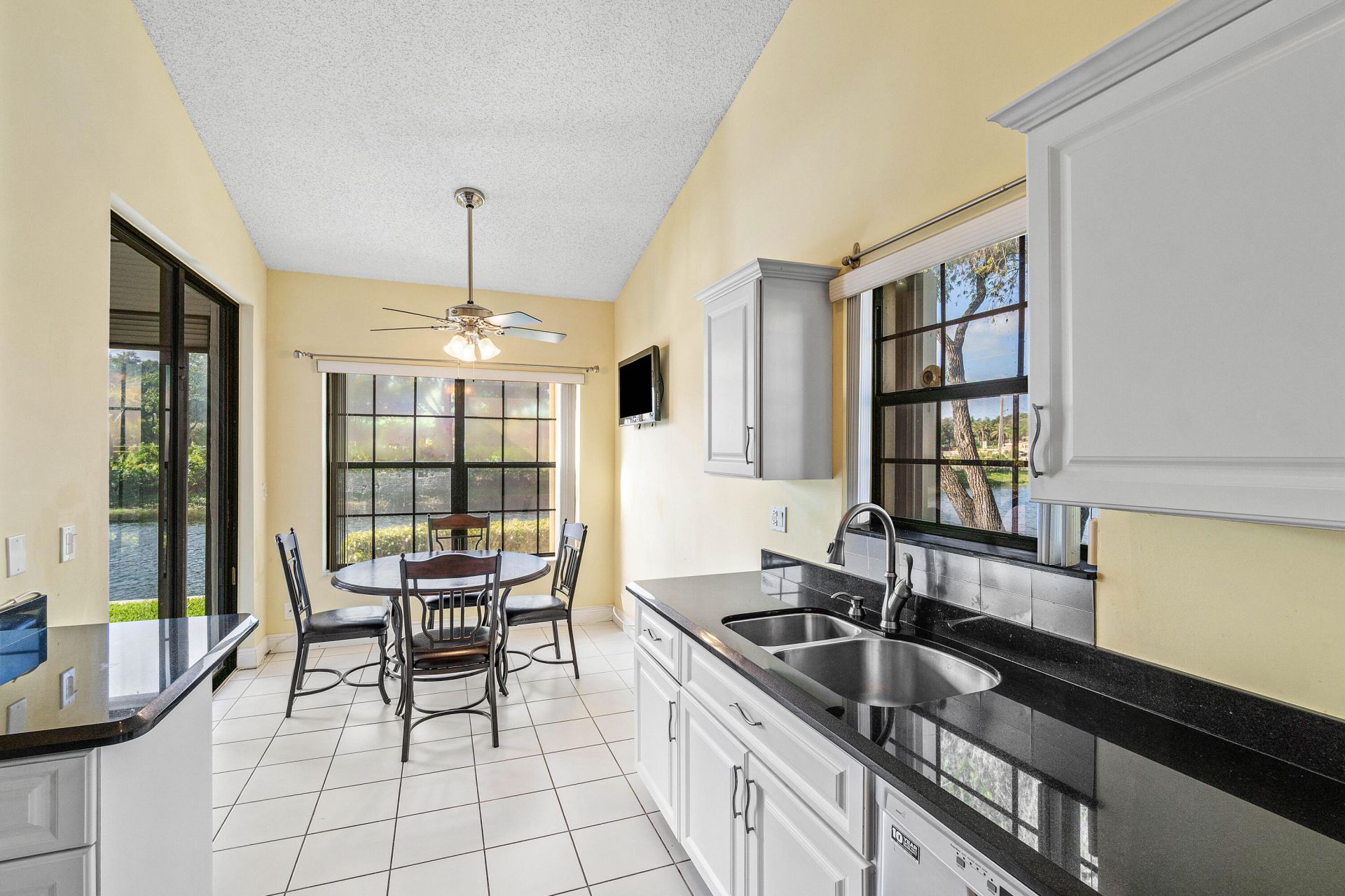 8328 Waterline Drive, Unit 105, Boynton Beach, FL 33472 Photo