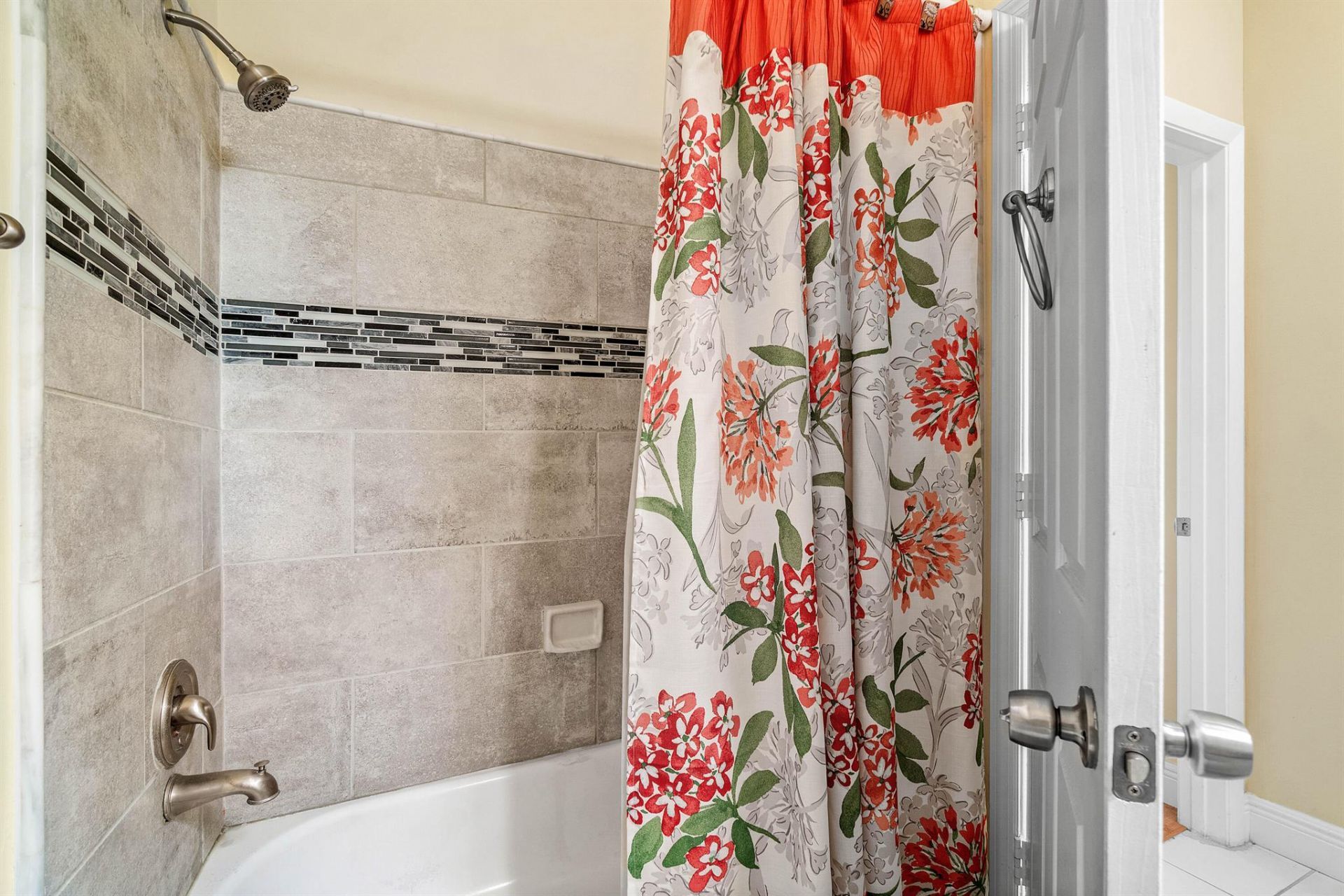 8328 Waterline Drive, Unit 105, Boynton Beach, FL 33472 Photo