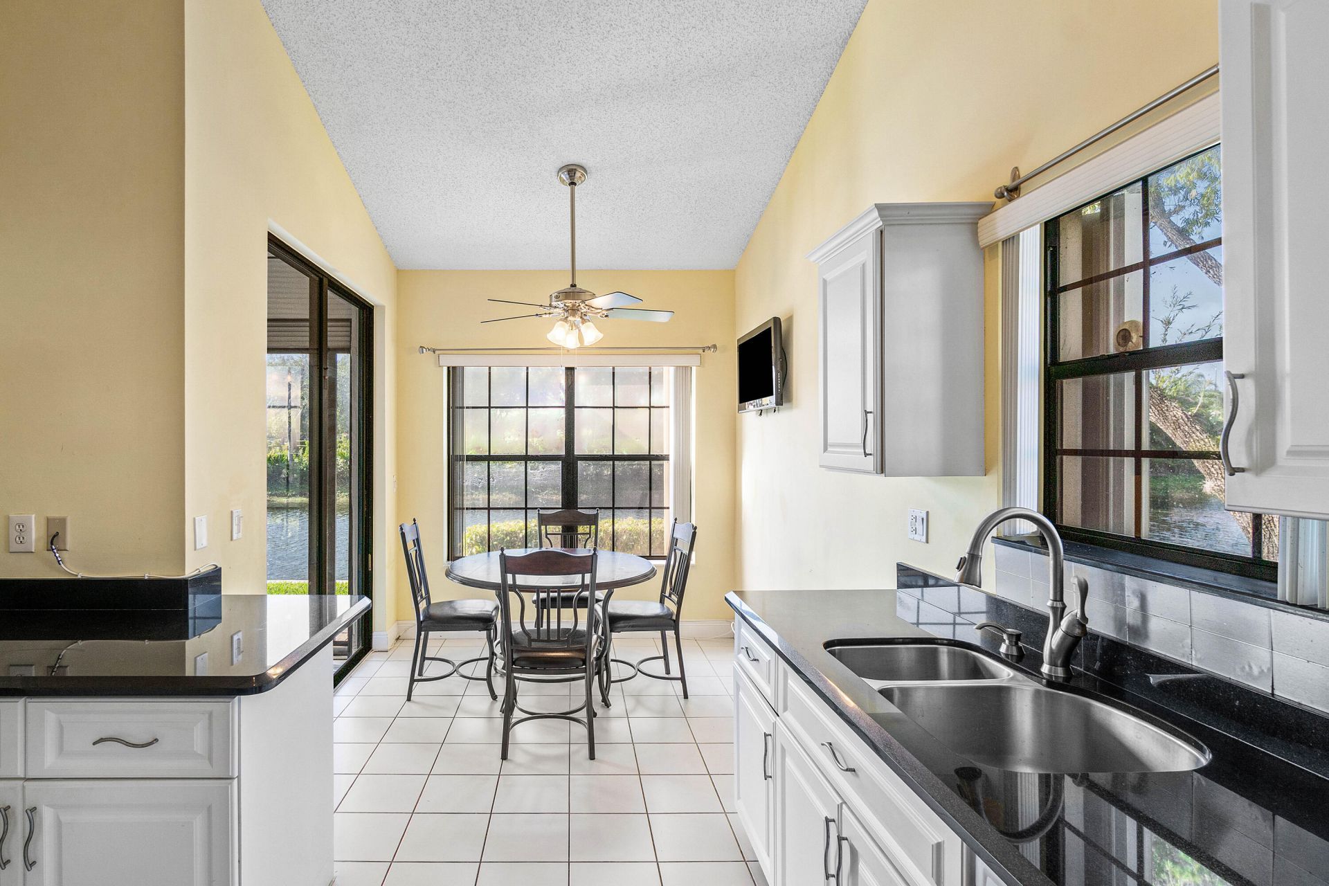 8328 Waterline Drive, Unit 105, Boynton Beach, FL 33472 Photo