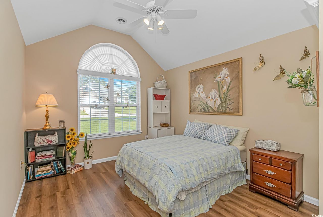 2454 Glen Dr. Photo 15