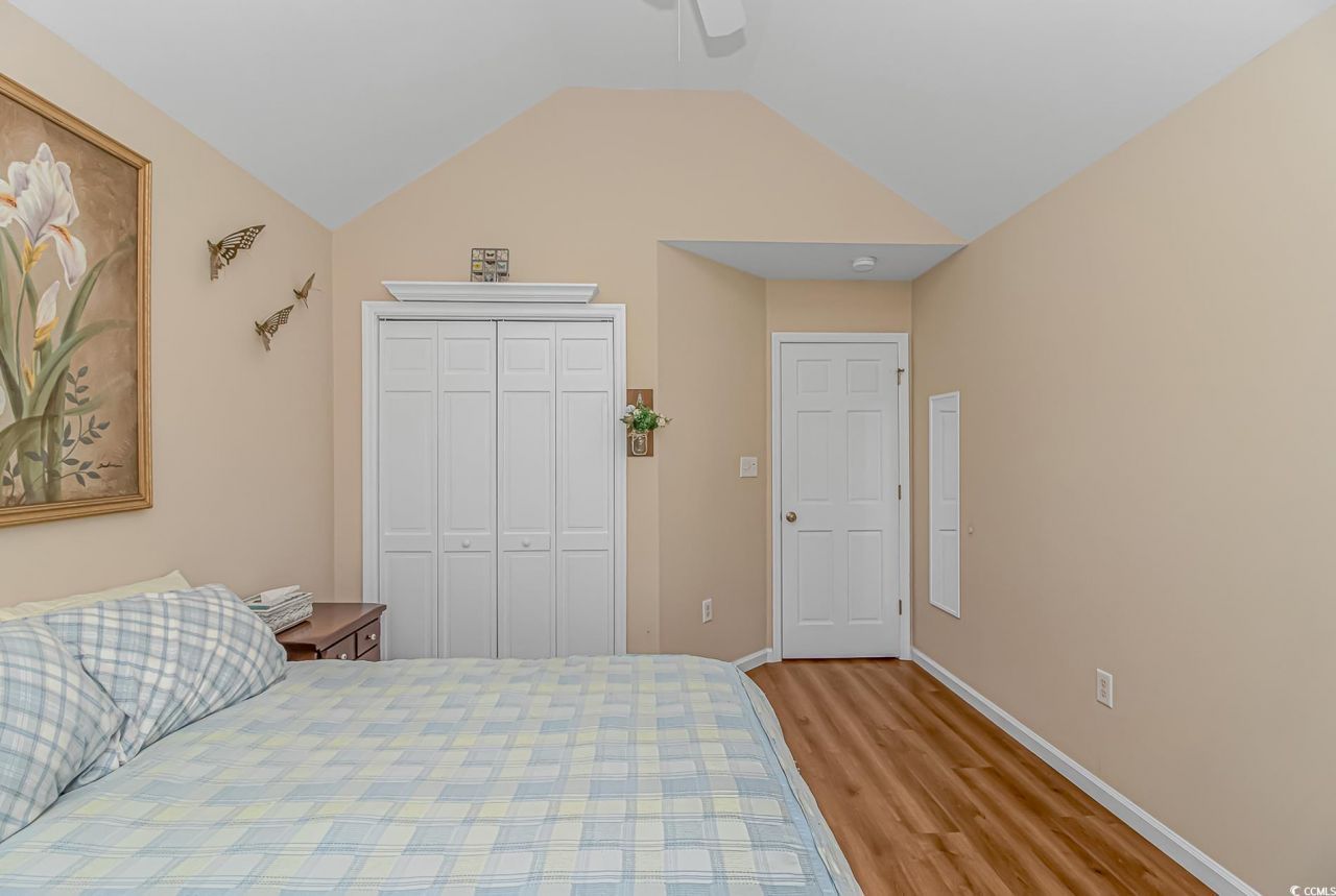 2454 Glen Dr. Photo 16