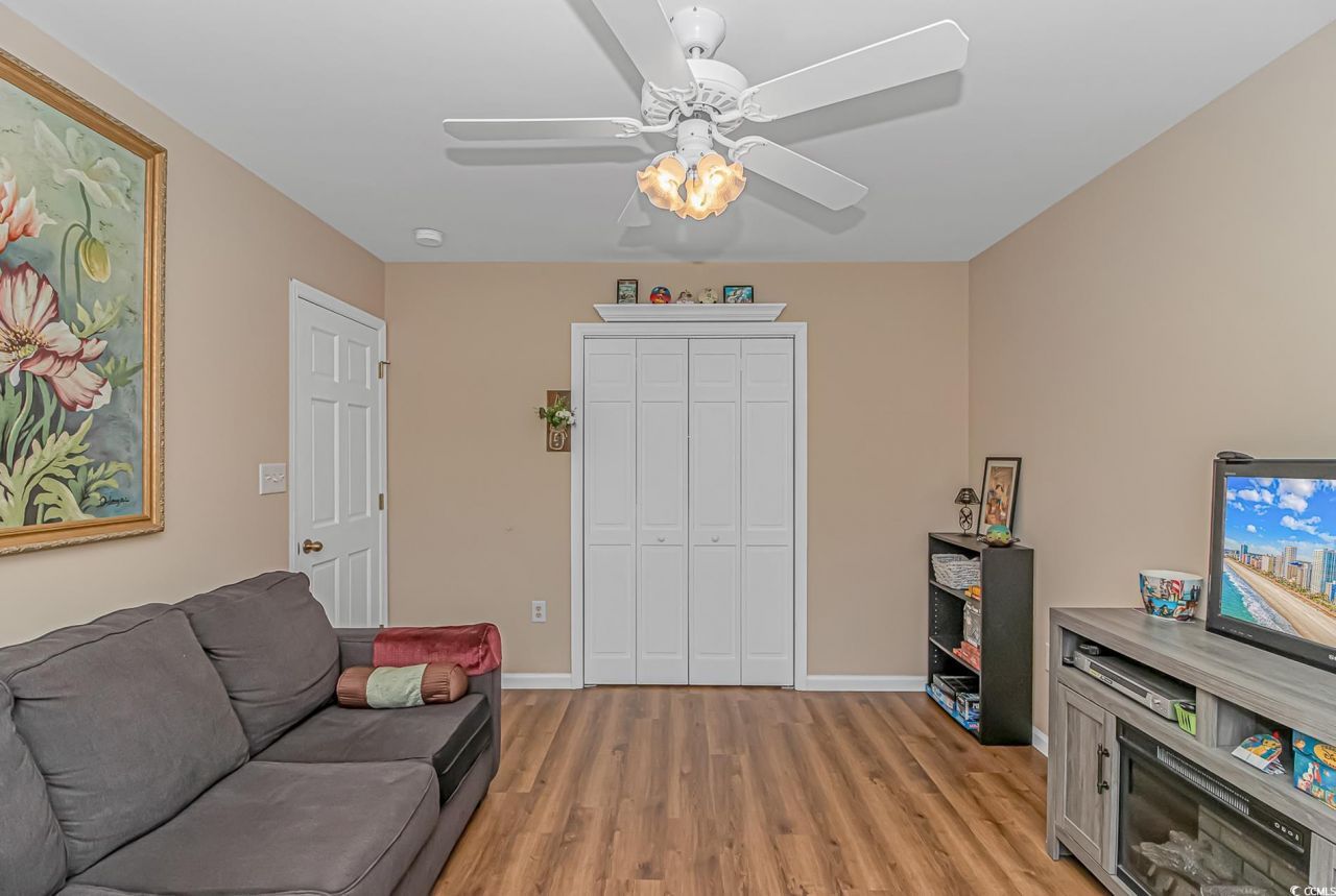 2454 Glen Dr. Photo 19