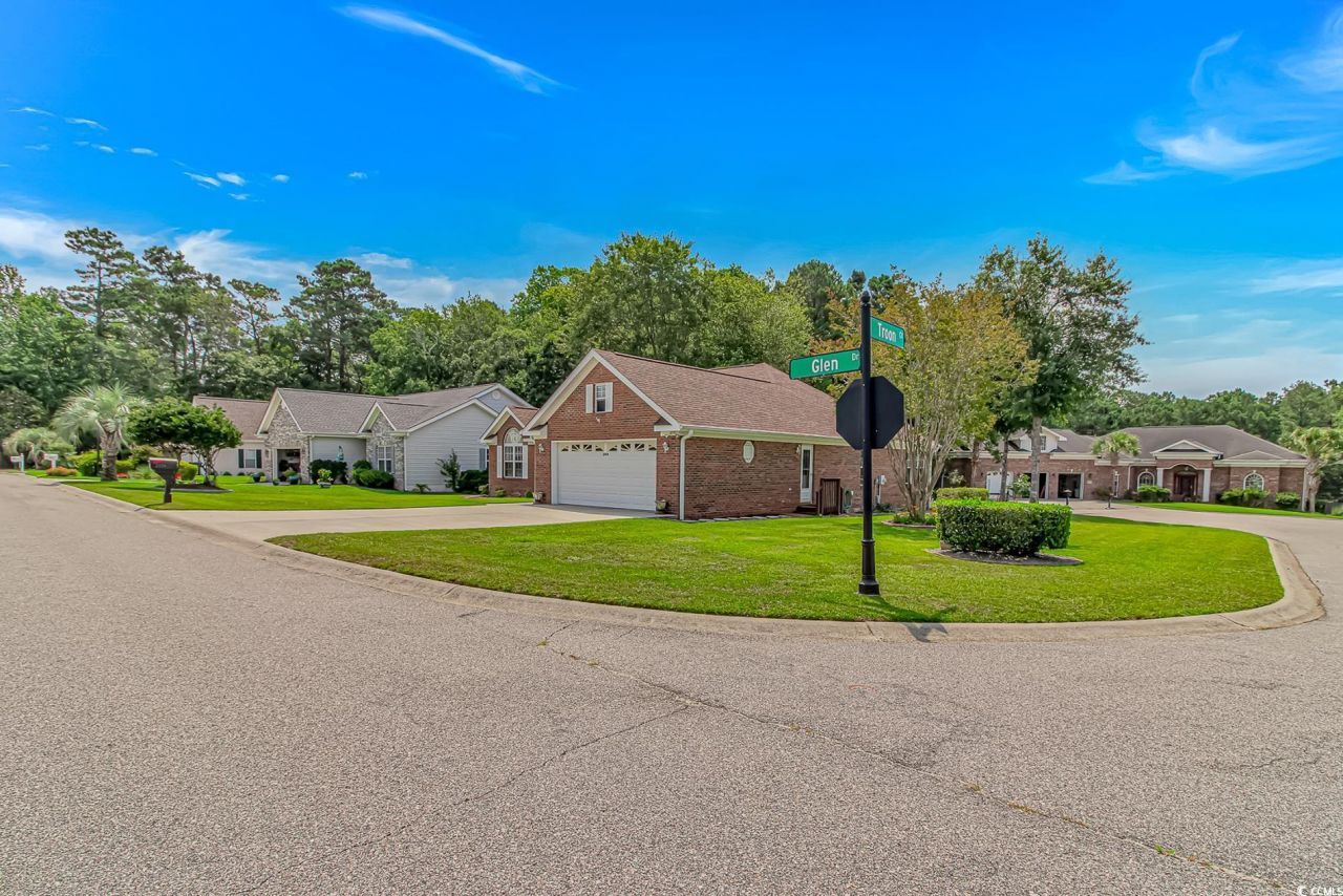 2454 Glen Dr. Photo 36