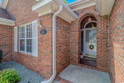 2454 Glen Dr. photo 4