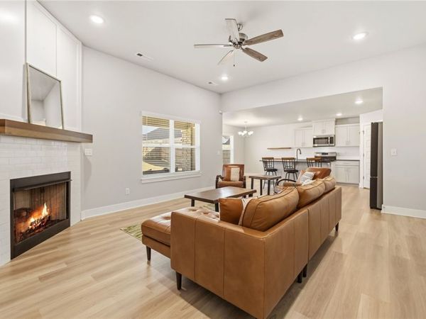 641 Kayla Maria Street, Prairie Grove, AR 72753