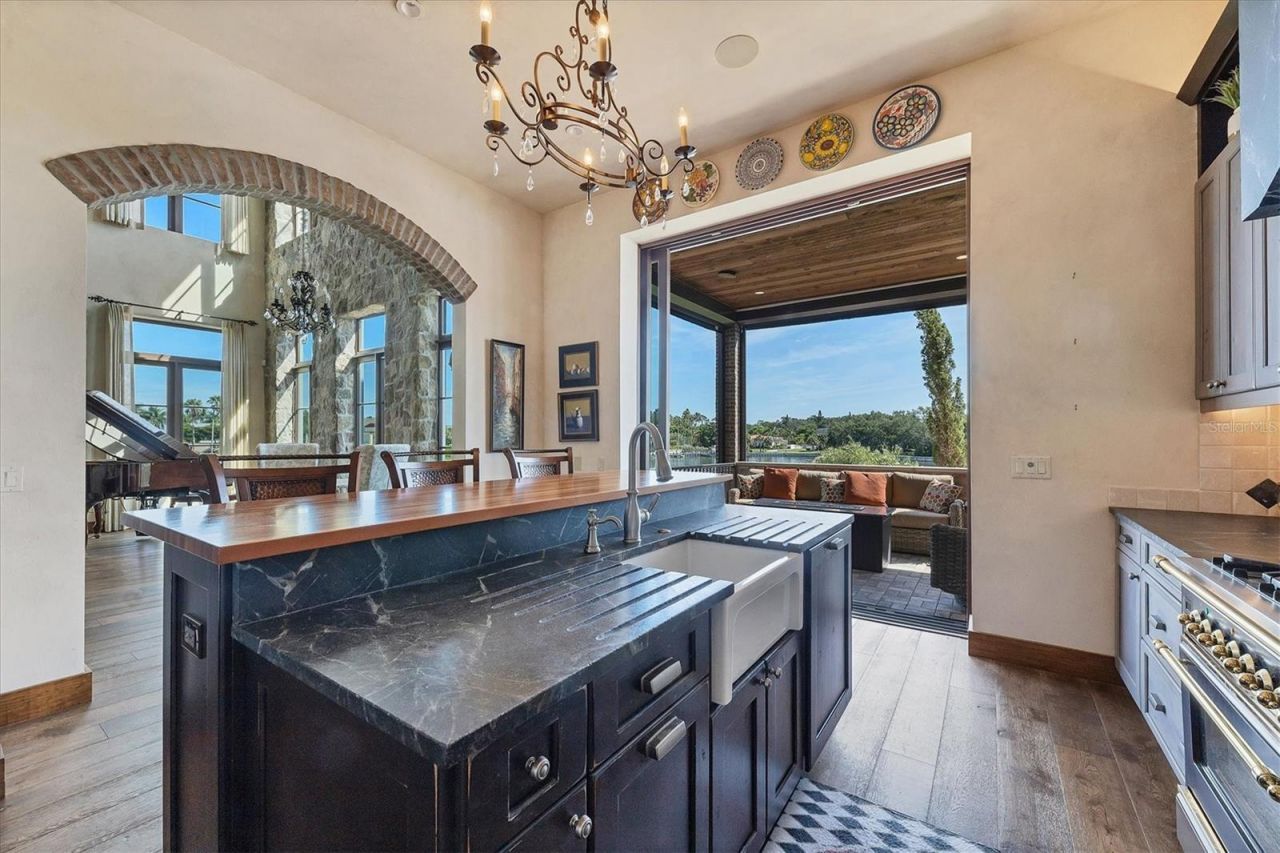 315 S Shore Drive, Sarasota, FL 34234 Photo