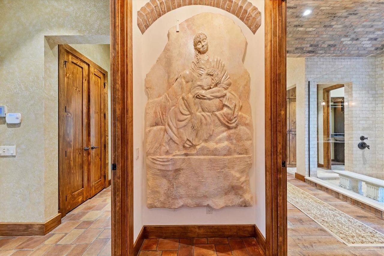 315 S Shore Drive, Sarasota, FL 34234 Photo