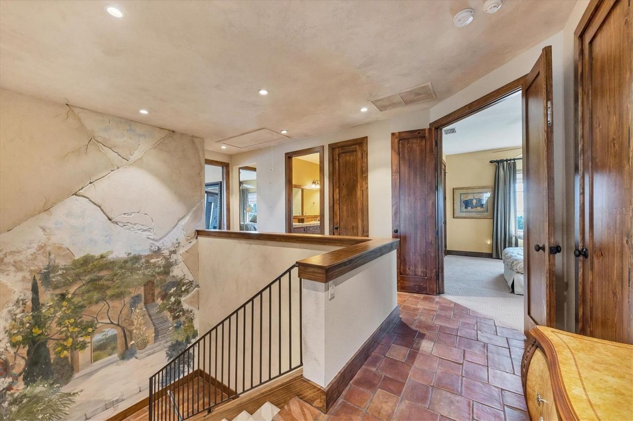 315 S Shore Drive, Sarasota, FL 34234 Photo