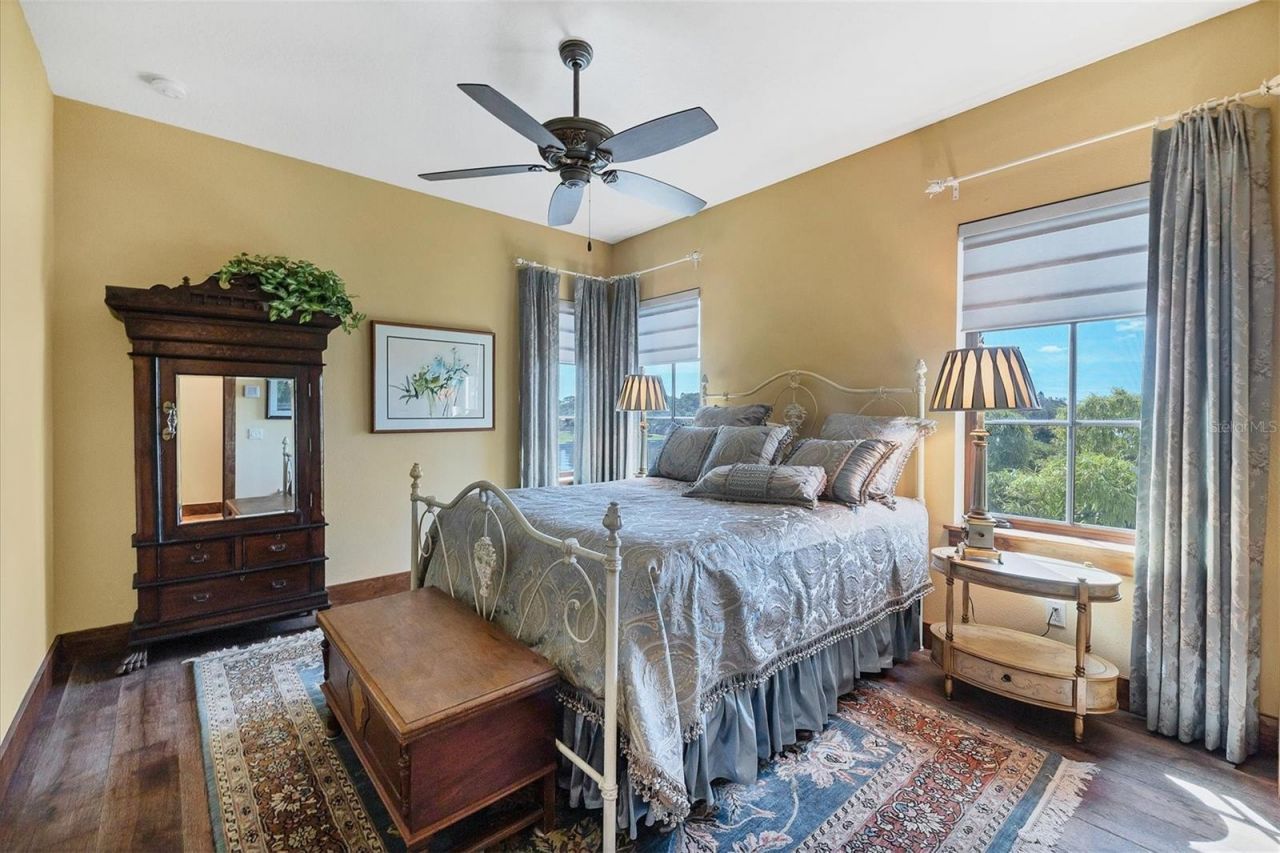 315 S Shore Drive, Sarasota, FL 34234 Photo