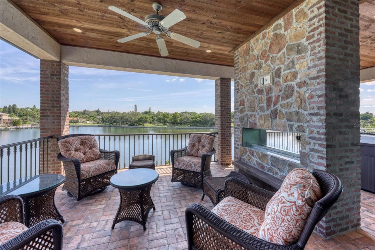 315 S Shore Drive, Sarasota, FL 34234 Photo