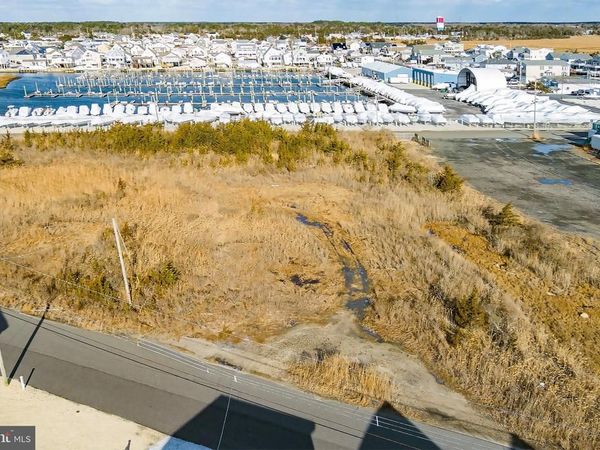 14 PARKER ROAD, TUCKERTON, NJ 08087