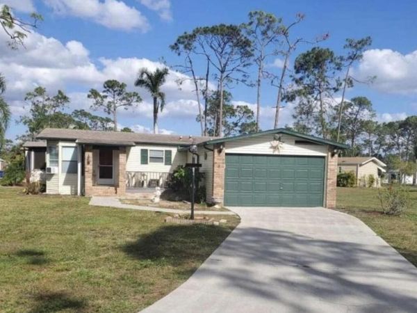 19418 Saddlebrook Court, North Fort Myers, FL 33903