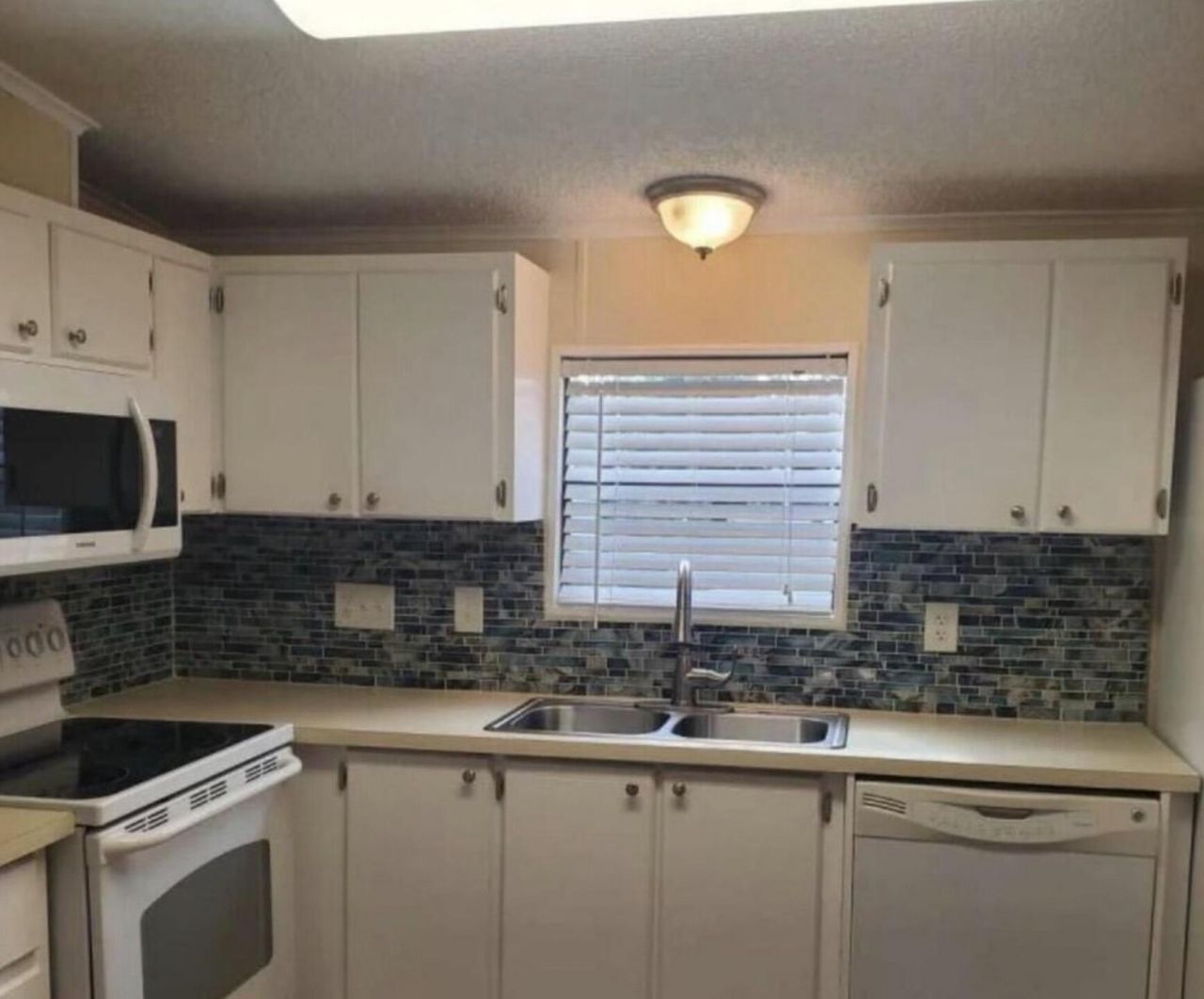 19418 Saddlebrook Court, North Fort Myers, FL 33903 Photo