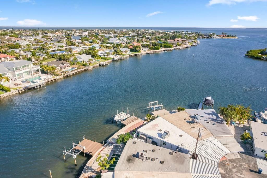 34 Seaside Court, Holmes Beach, FL 34217 Photo