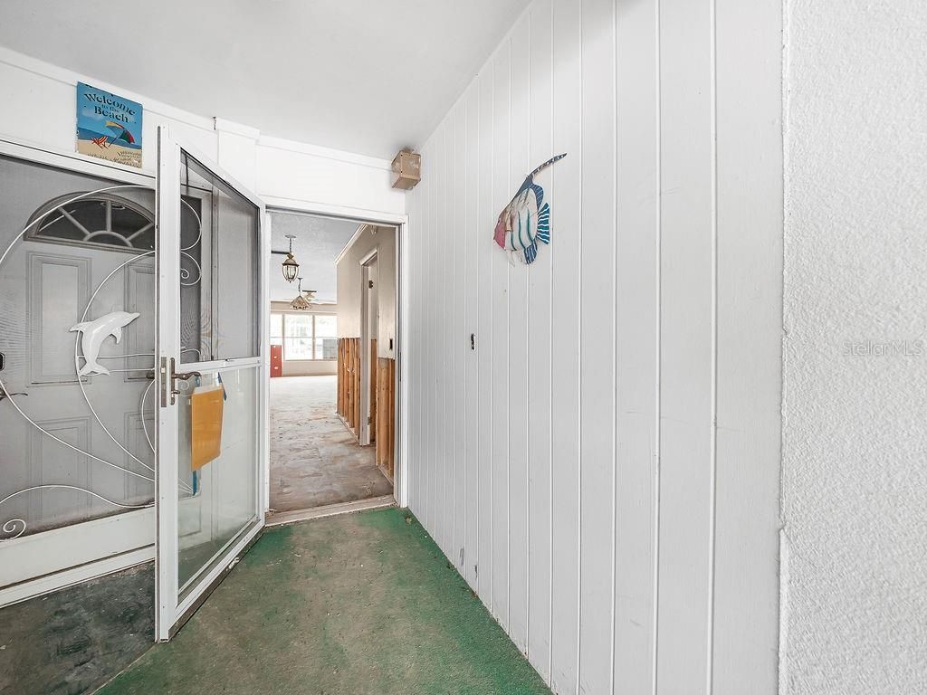 34 Seaside Court, Holmes Beach, FL 34217 Photo