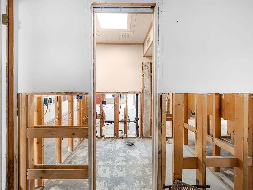 34 Seaside Court, Holmes Beach, FL 34217 Photo