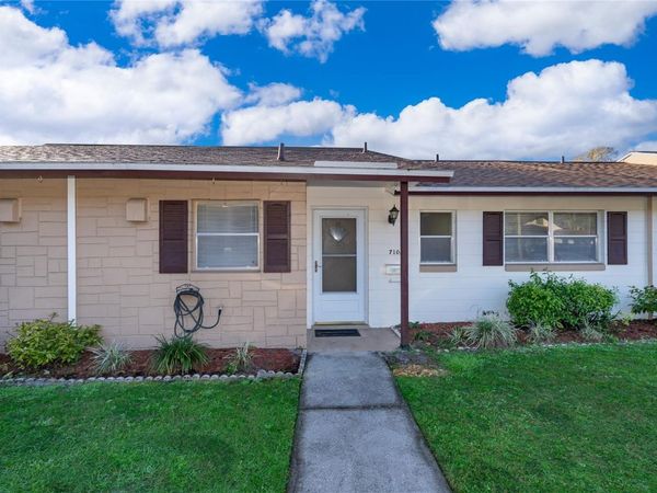 710 E MINNESOTA AVENUE, Unit B, DELAND, FL 32724