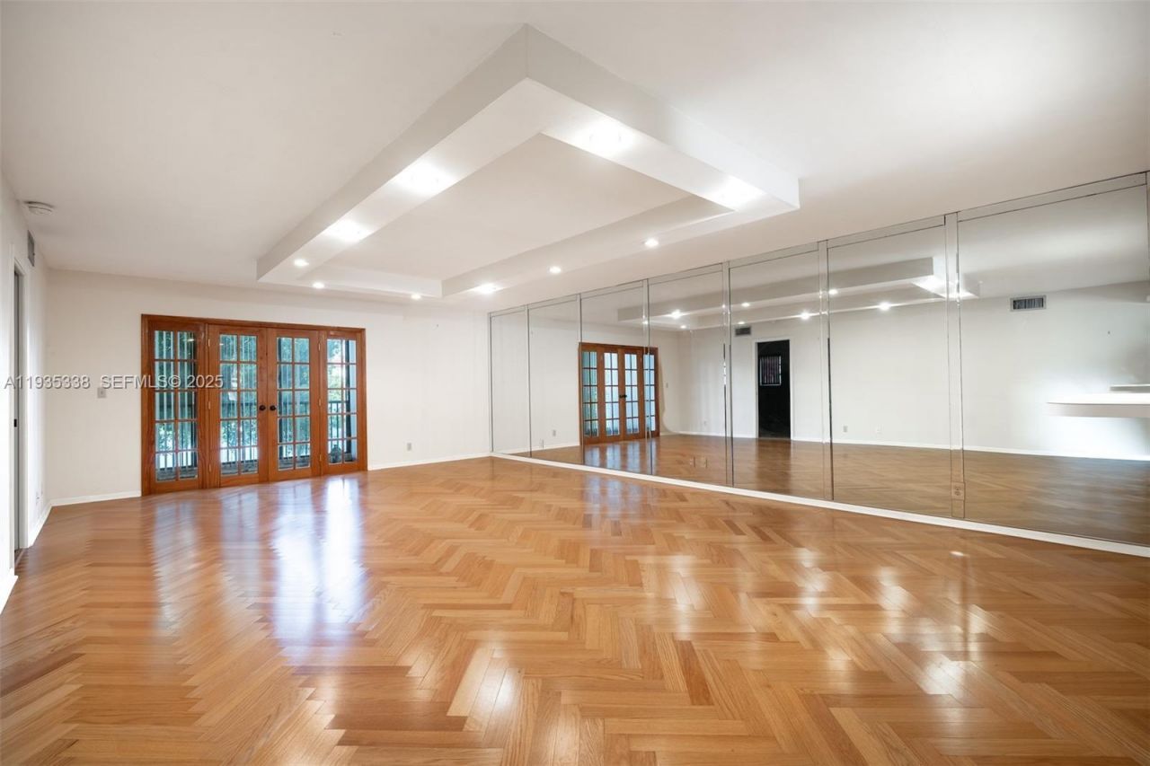 150 S Hollybrook Ter, Unit 208, Pembroke Pines, FL 33025 Photo