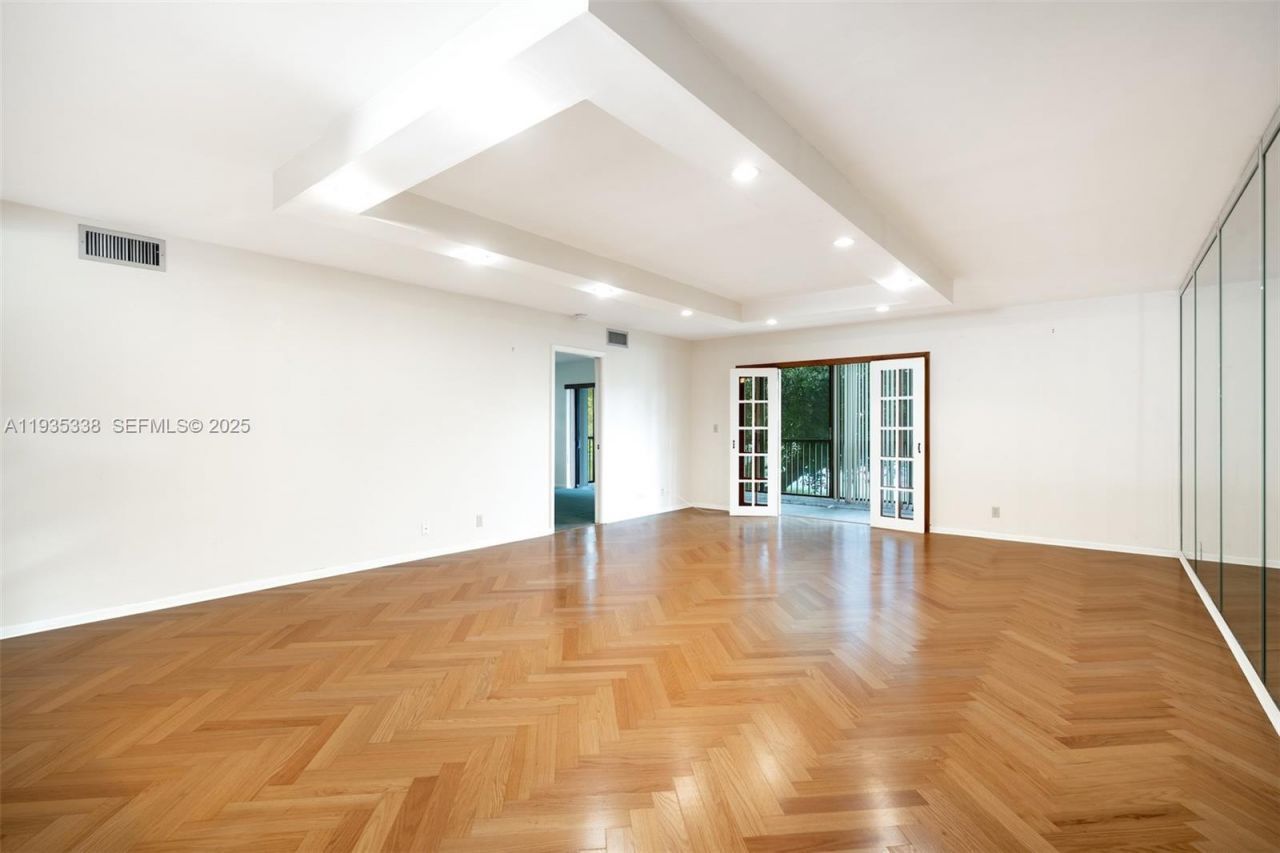 150 S Hollybrook Ter, Unit 208, Pembroke Pines, FL 33025 Photo